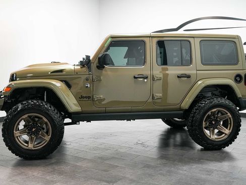 Used 2025 Jeep Wrangler Unlimited Sport AWD/4WD image 3