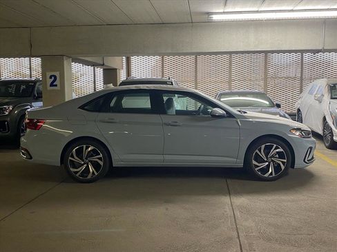 New 2026 Volkswagen Jetta SEL image 2