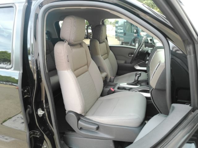 Used 2022 Nissan Frontier SV RWD image 20