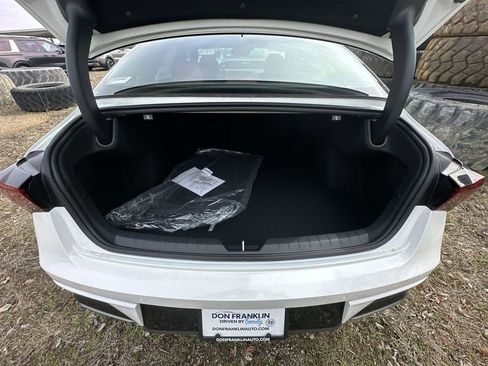 New 2026 Kia K5 GT-Line image 24