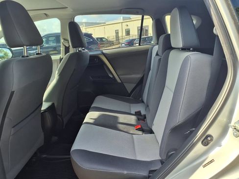 Used 2013 Toyota RAV4 XLE FWD image 17