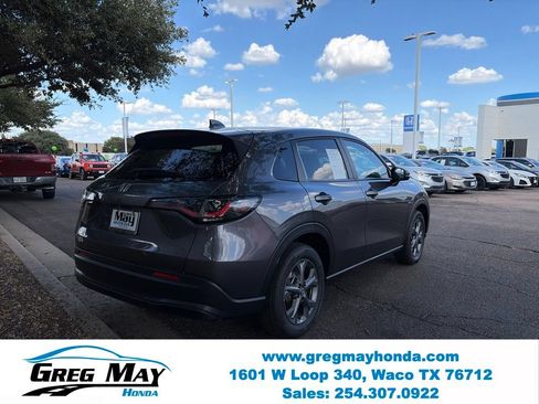 Used 2026 Honda HR-V LX image 8