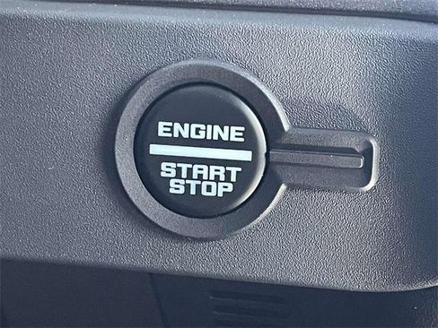 New 2025 Ford Bronco Badlands image 24