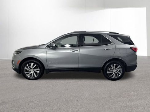Used 2023 Chevrolet Equinox Premier AWD/4WD image 29