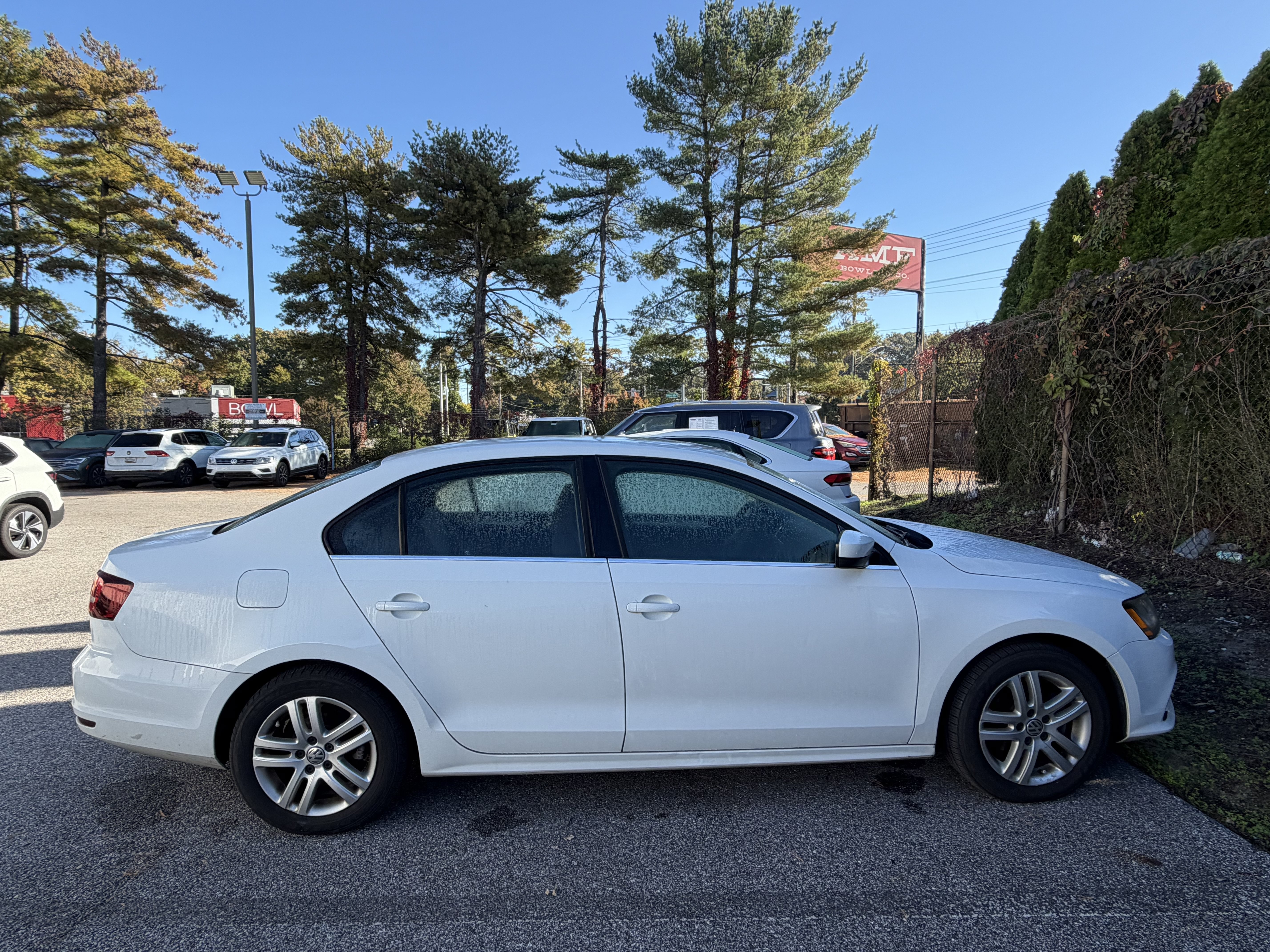 Used 2017 Volkswagen Jetta S w/ Jetta S Cold Weather Package FWD image 5