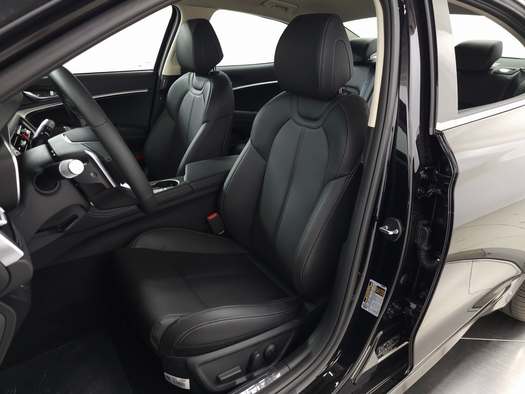 Used 2026 Genesis G70 2.5T AWD/4WD image 12