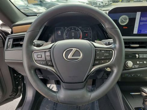 Used 2024 Lexus ES 350 w/ Premium Package FWD image 25