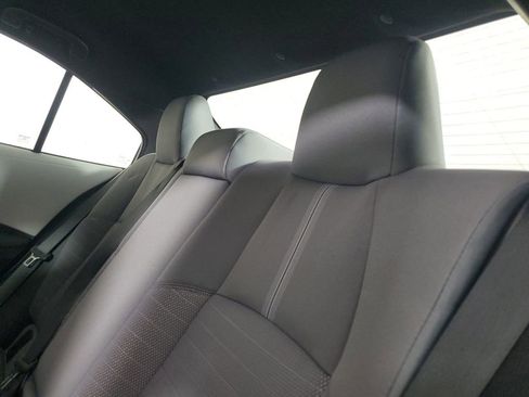 Used 2025 Toyota Corolla SE image 12