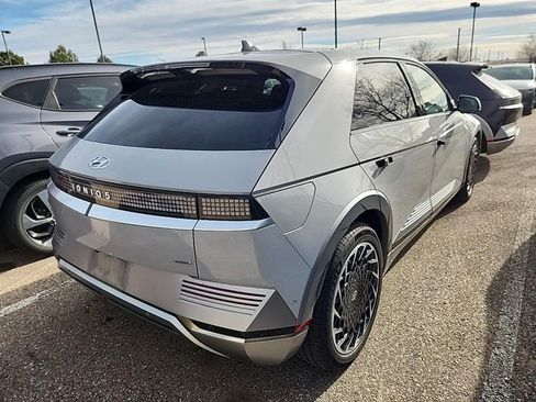 Used 2024 Hyundai Ioniq 5 Limited image 4