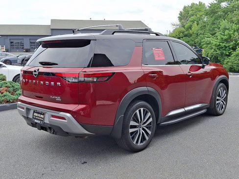 Certified 2022 Nissan Pathfinder Platinum w/ Cargo Package AWD/4WD image 7
