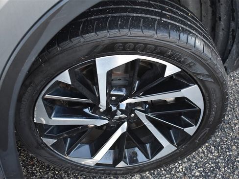 Used 2023 Mitsubishi Outlander SE image 14