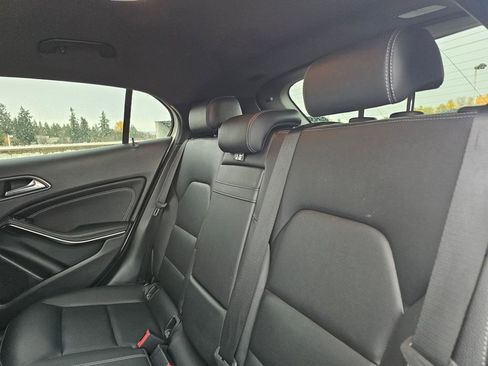 Used 2019 Mercedes-Benz GLA 250 4MATIC image 20