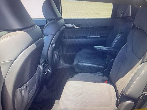 Used 2025 Hyundai Palisade Calligraphy AWD/4WD image 15