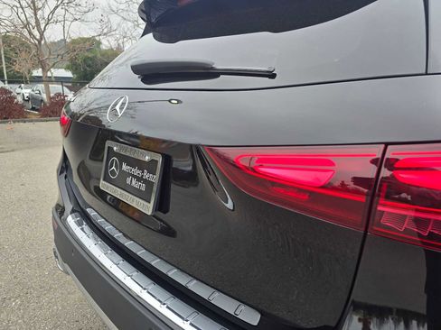 Used 2025 Mercedes-Benz GLA 250 image 15