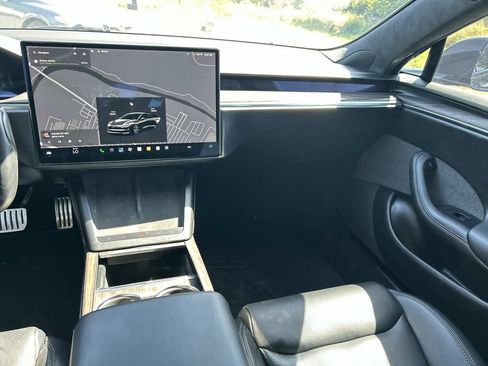 Used 2022 Tesla Model S Standard Range AWD/4WD image 23