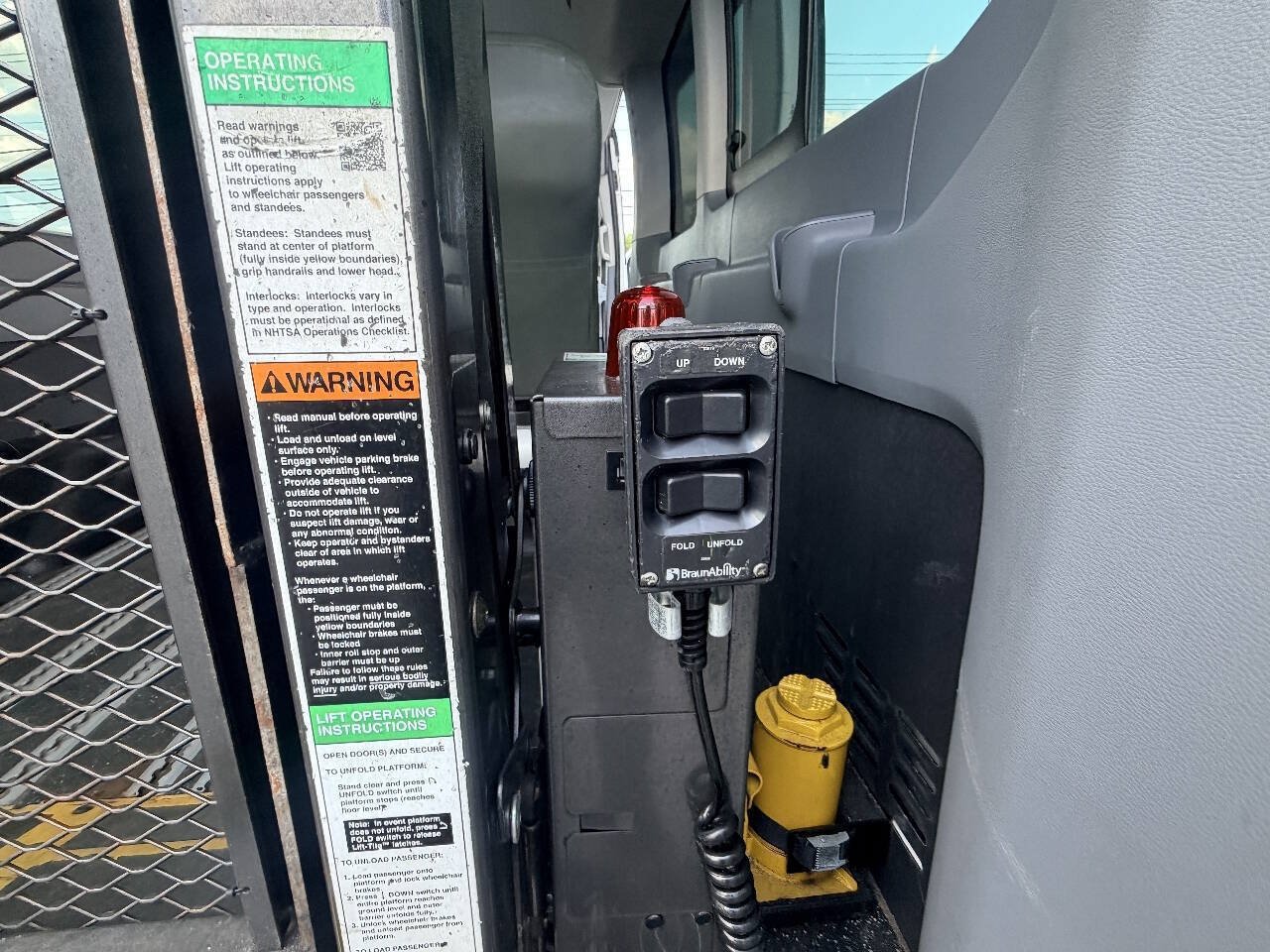 Used 2016 Ford Transit 350 XL RWD image 81