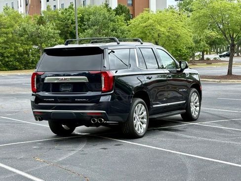 Used 2021 GMC Yukon Denali AWD/4WD image 7