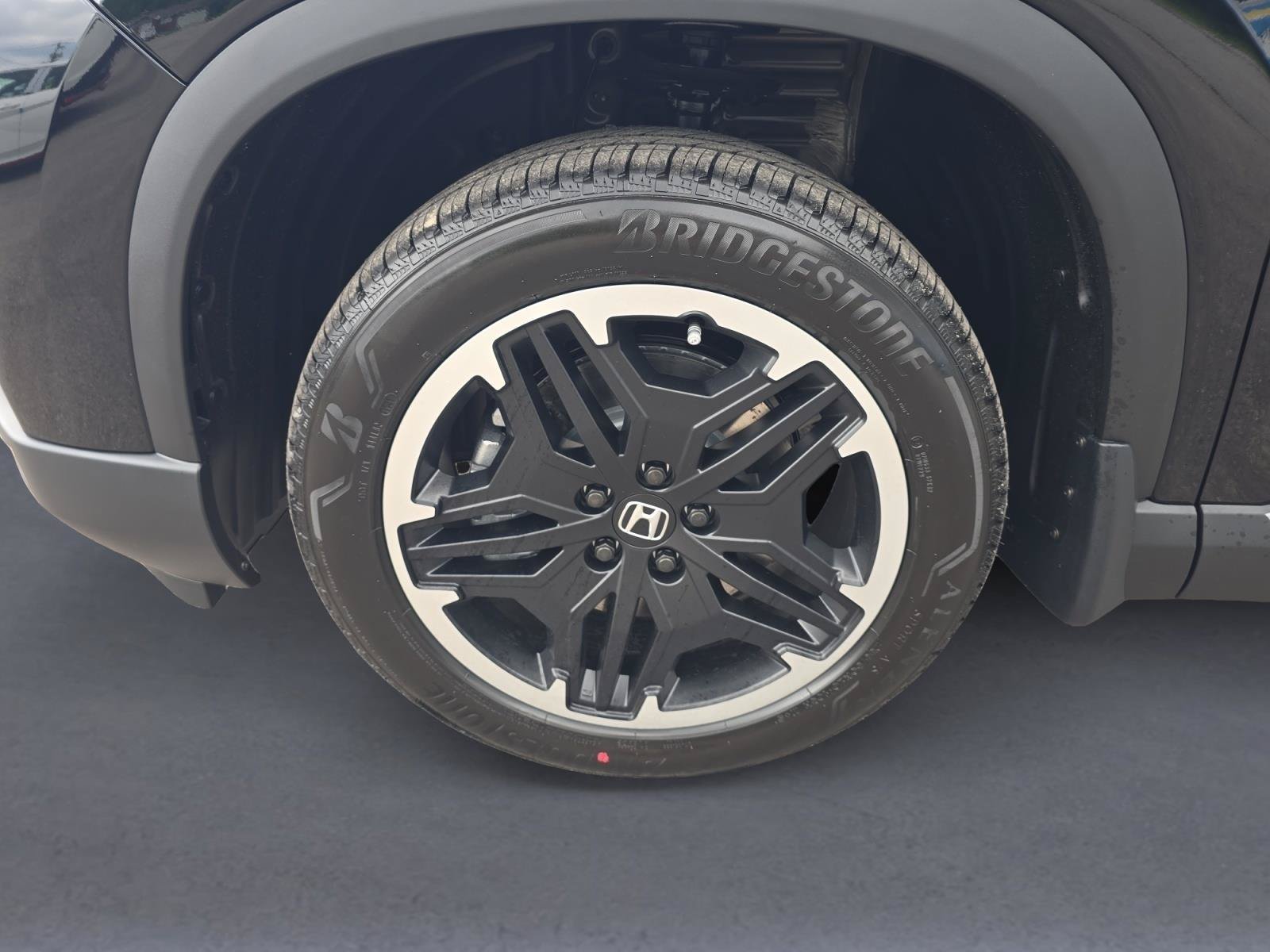 New 2026 Honda Pilot Touring image 10