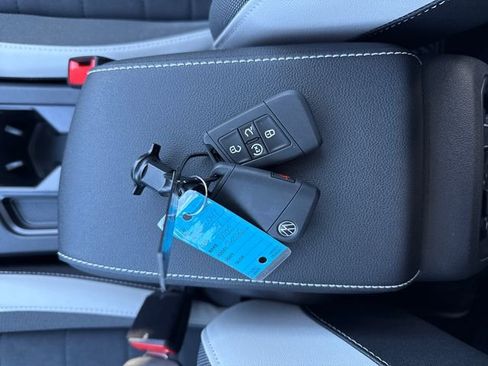 New 2026 Volkswagen Taos SE AWD/4WD image 27