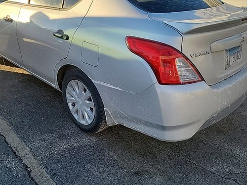 Used 2015 Nissan Versa S Plus image 5