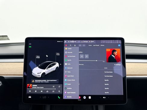 Used 2021 Tesla Model 3 Long Range image 22