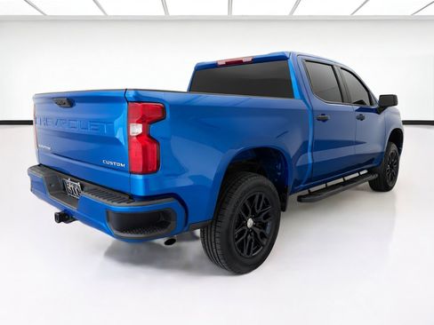 Used 2023 Chevrolet Silverado 1500 Custom RWD image 3