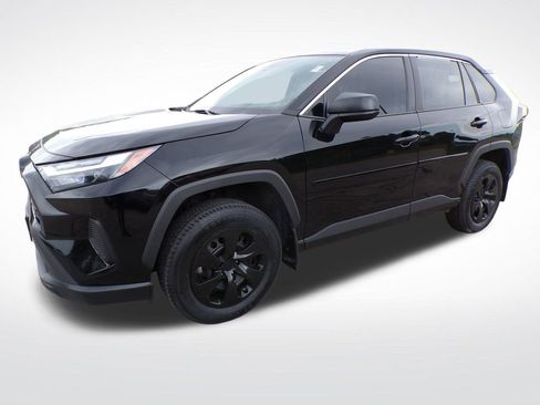 Used 2024 Toyota RAV4 LE AWD/4WD image 2