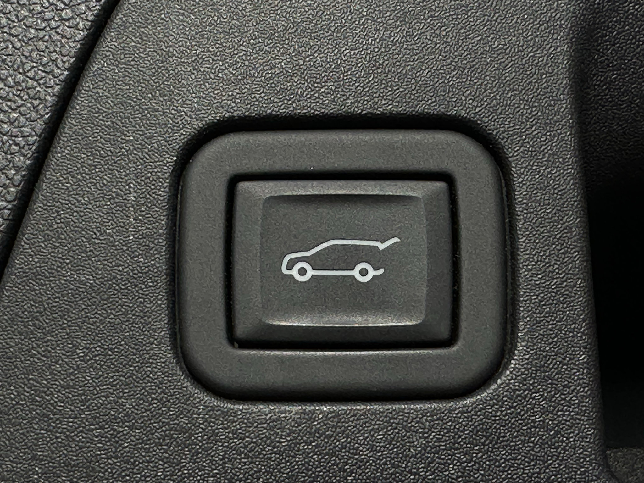 Used 2023 Buick Envision Preferred w/ Sport Touring Package AWD/4WD image 15