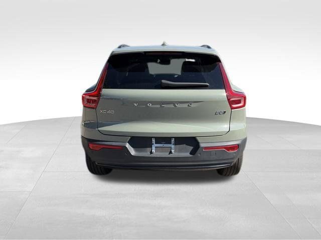 Used 2025 Volvo XC40 B5 Ultra w/ Climate Package AWD/4WD image 5