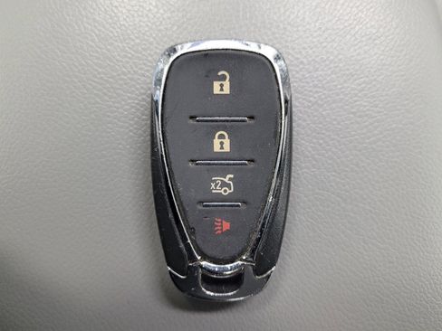 Used 2023 Chevrolet Malibu LS FWD image 32