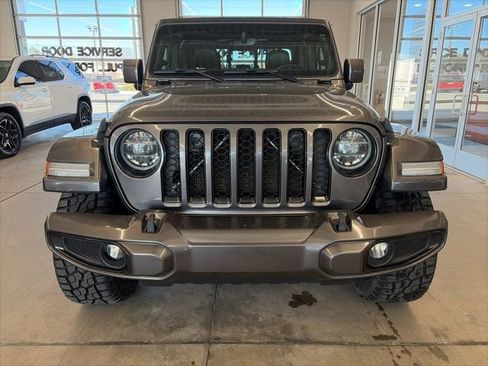Used 2021 Jeep Gladiator Overland image 2