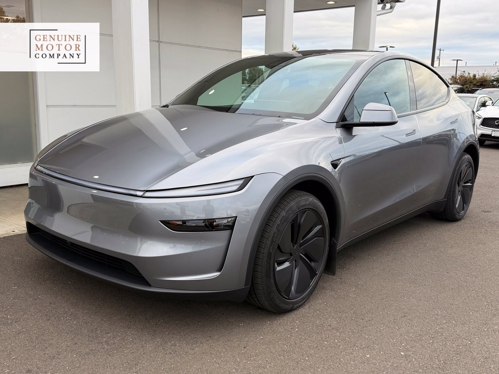 Used 2026 Tesla Model Y AWD image 1
