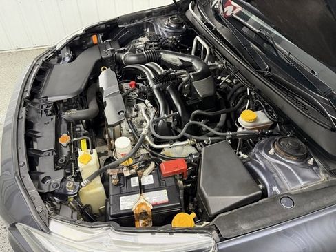 Used 2017 Subaru Legacy 2.5i Limited image 30