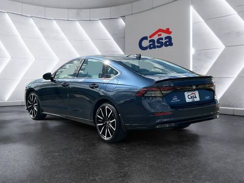 Used 2024 Honda Accord Touring image 8