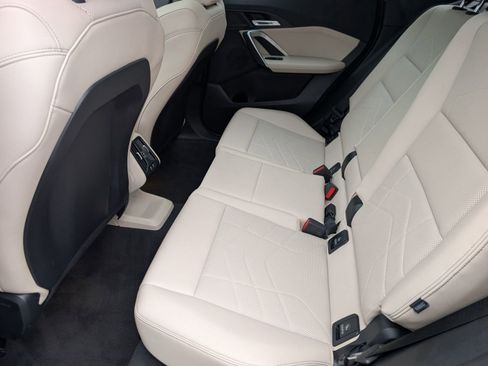 Used 2025 BMW X1 xDrive28i w/ Technology Package image 26