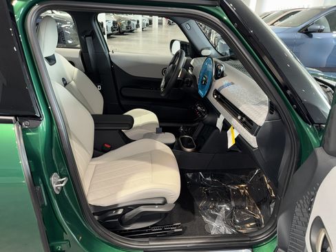 New 2026 MINI Cooper S FWD image 9