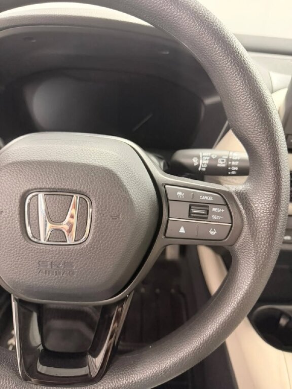 Certified 2025 Honda HR-V LX image 24