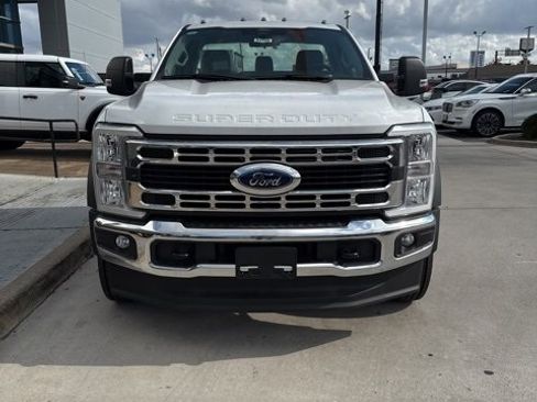 Used 2024 Ford F550 2WD Regular Cab Super Duty w/ XL Chrome Package image 3