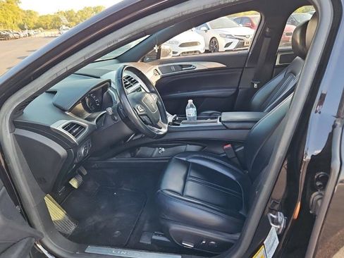 Used 2019 Lincoln MKZ Premiere image 23