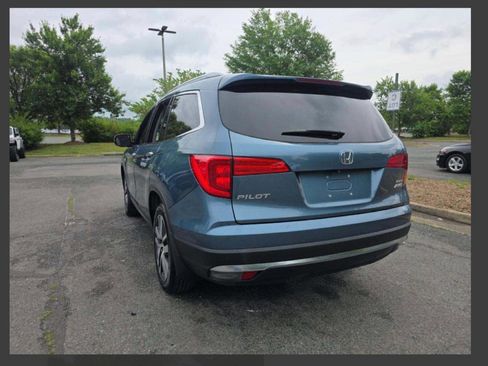Used 2017 Honda Pilot Elite image 3