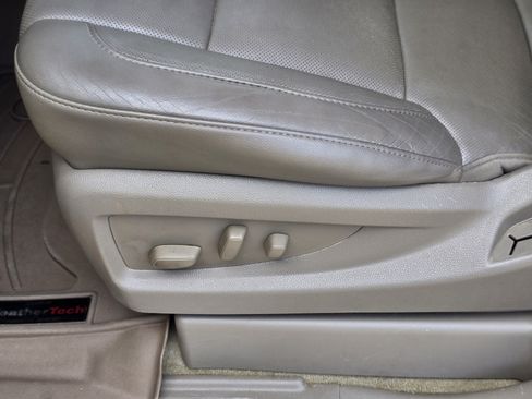 Used 2017 Chevrolet Tahoe Premier RWD image 34