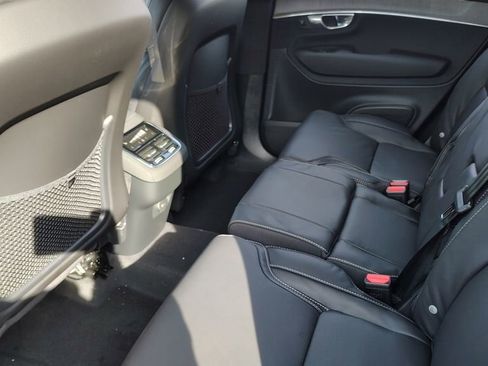 New 2026 Volvo XC90 B6 Ultra w/ Protection Package AWD/4WD image 30