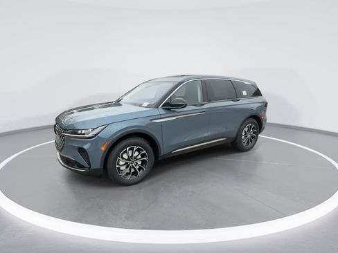 New 2026 Lincoln Nautilus Premier w/ Equipment Group 102A image 4