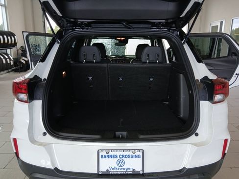 Used 2021 Chevrolet TrailBlazer RS FWD image 19