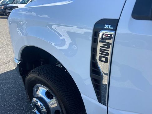Used 2026 Ford F350 XL w/ XL Chrome Package AWD/4WD image 22