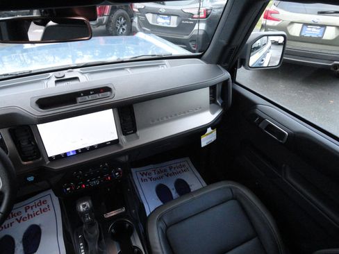 New 2025 Ford Bronco Outer Banks image 22