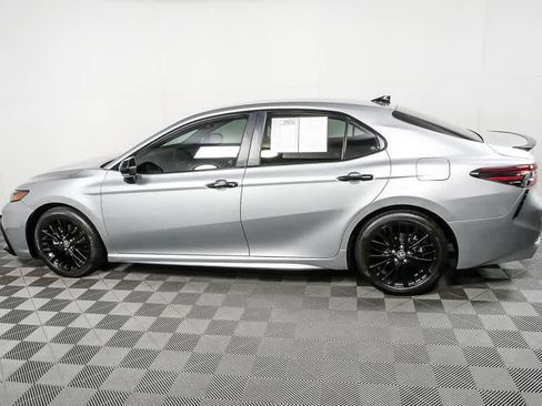Used 2022 Toyota Camry SE w/ Convenience Package FWD image 27