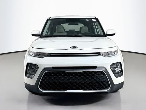 Used 2021 Kia Soul LX FWD image 2
