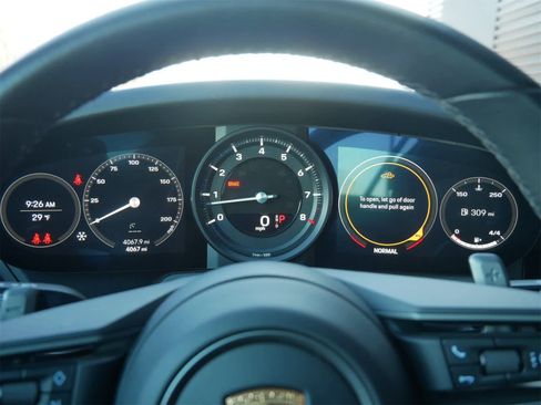 Used 2023 Porsche 911 Carrera S image 18