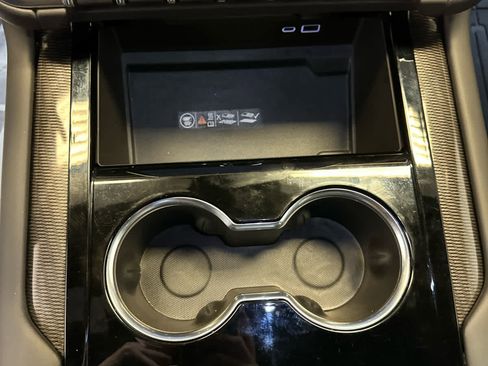 Certified 2025 GMC Yukon XL Elevation image 22